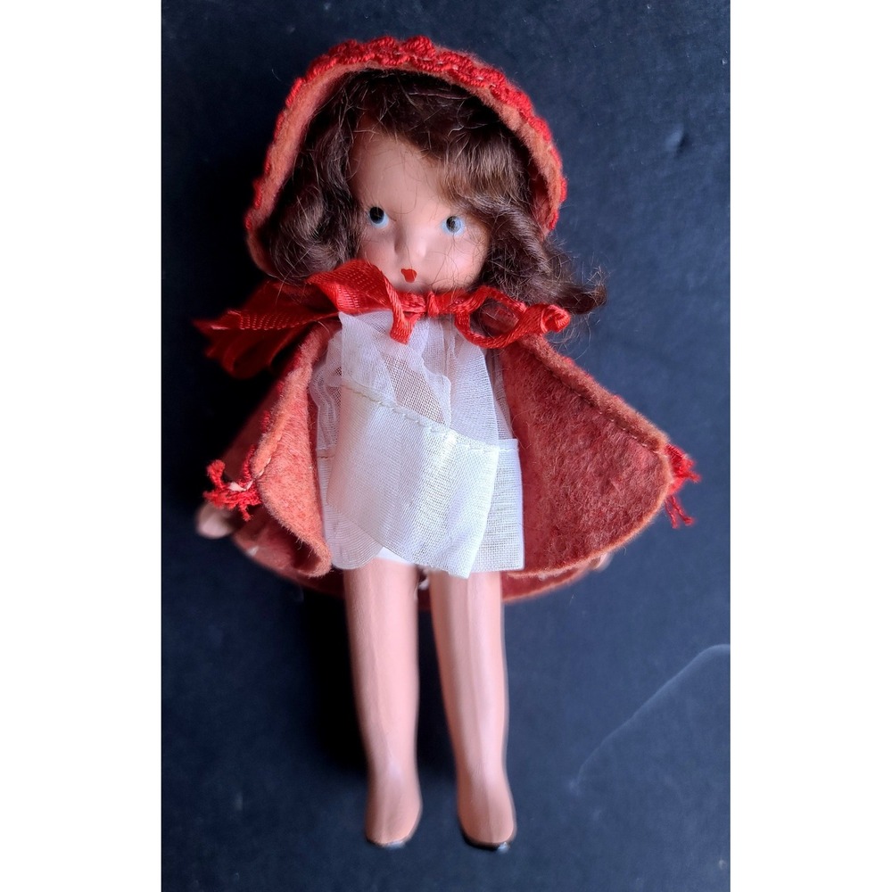 Nancy Ann Storybook Family Series Doll #82 Margie Ann Brunette Red Hat Coat Box‎
